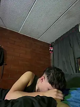 pipeynick online show from April 2026 10:50:01 PM