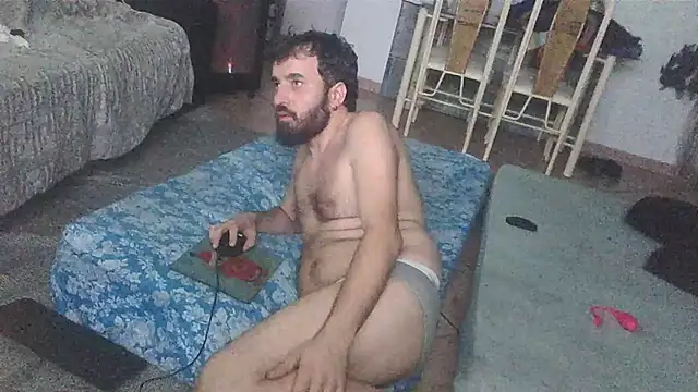 Snapshot of FJcouple chatting on January 2025 05:11:01 AM FJcouple online show from January 2025 05:11:01 AM