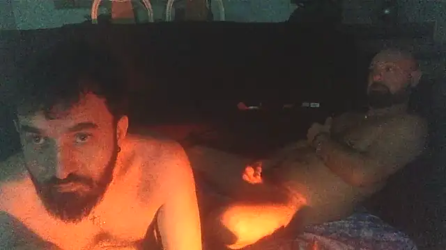 Snapshot of FJcouple chatting on January 2025 02:08:01 PM FJcouple online show from January 2025 02:08:01 PM