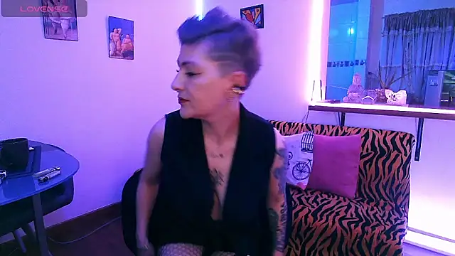 Snapshot of Maria_fernandaxxx_ chatting on October 2025 04:58:02 AM Maria fernandaxxx online show from October 2025 04:58:02 AM