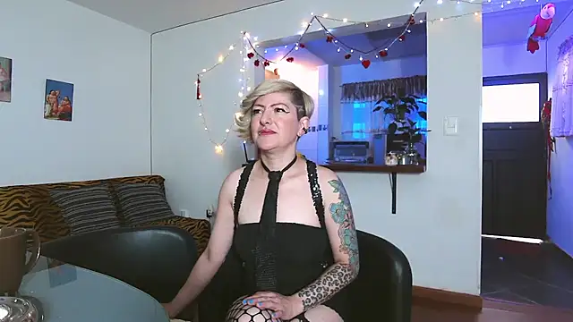 Snapshot of Maria_fernandaxxx_ chatting on March 2025 02:35:02 PM Maria fernandaxxx online show from March 2025 02:35:02 PM