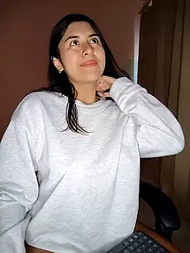  maiahairy  online show from December 2025 10:04:01 PM