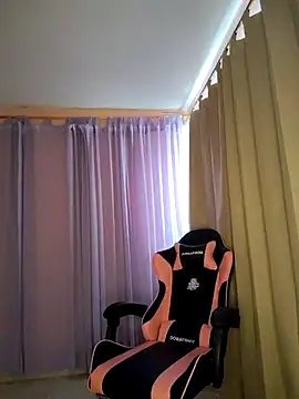  maiahairy  online show from January 2026 07:19:02 PM