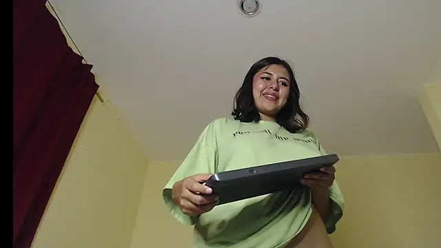  maiahairy  online show from March 2025 02:12:01 PM