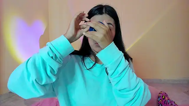  maiahairy  online show from October 2025 01:01:01 PM