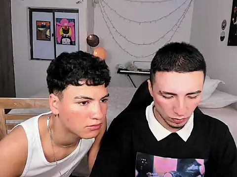 sweet boys xx online show from March 2025 05:35:01 AM