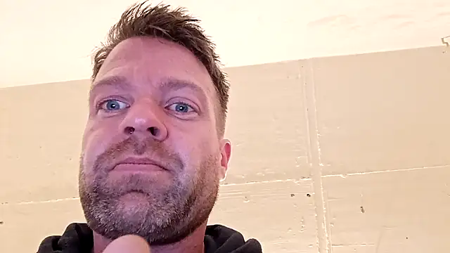 Timbojan28 online show from March 2026 03:46:01 PM