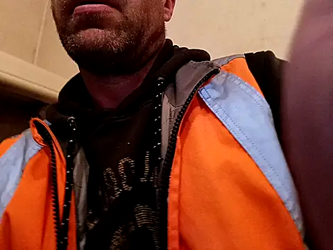 Timbojan28 online show from March 2026 08:22:01 PM