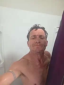 Snapshot of PUPZ3R0WOOF chatting on July 2026 03:11:01 AM PUPZ3R0WOOF online show from July 2026 03:11:01 AM