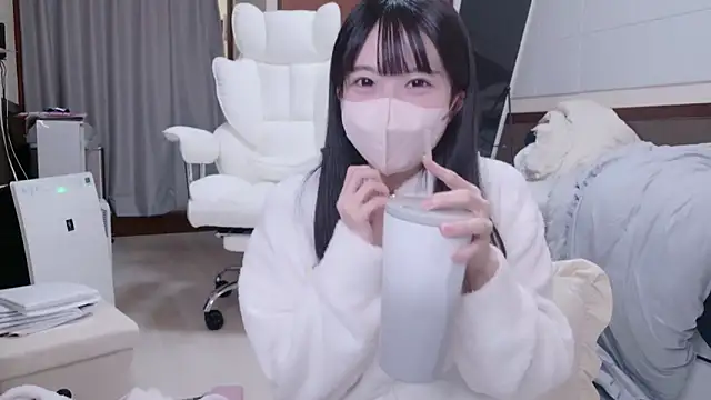 Snapshot of YUNOCHI_nyanko chatting on March 2025 10:39:01 AM YUNOCHI nyanko online show from March 2025 10:39:01 AM