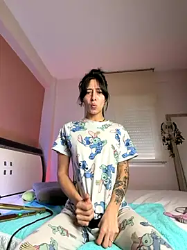 SOFIASWEETSECRETT online show from December 2025 11:01:01 AM