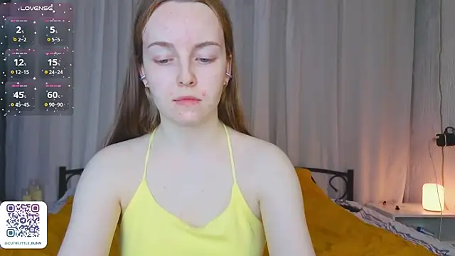 Snapshot of Wild__flowers chatting on June 2026 08:47:01 PM Wild flowers online show from June 2026 08:47:01 PM