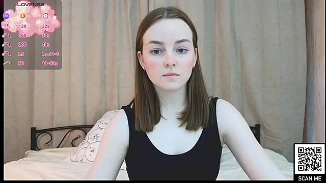 Snapshot of Wild__flowers chatting on January 2025 03:18:02 PM Wild  flowers online show from January 2025 03:18:02 PM