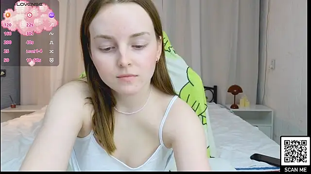 Snapshot of Wild__flowers chatting on March 2025 07:22:02 PM Wild  flowers online show from March 2025 07:22:02 PM
