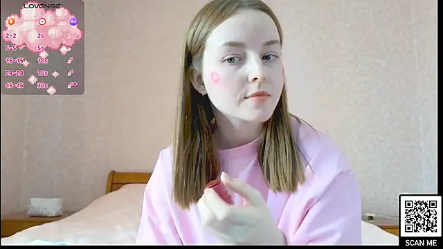 Snapshot of Wild__flowers chatting on February 2025 11:33:01 AM Wild  flowers online show from February 2025 11:33:01 AM