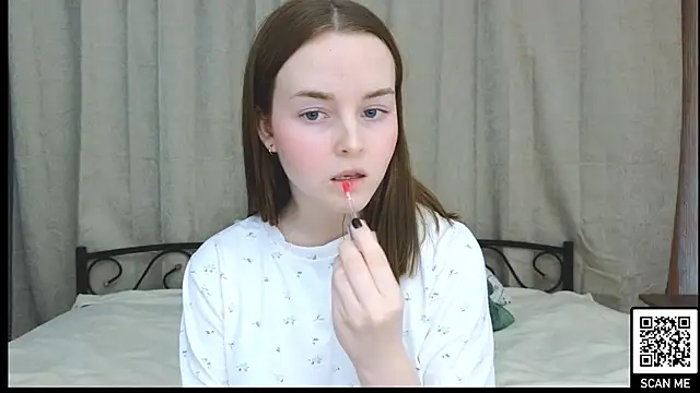 Snapshot of Wild__flowers chatting on January 2025 03:28:02 PM Wild  flowers online show from January 2025 03:28:02 PM