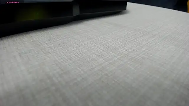 AishaRouhi online show from November 2025 05:22:01 AM