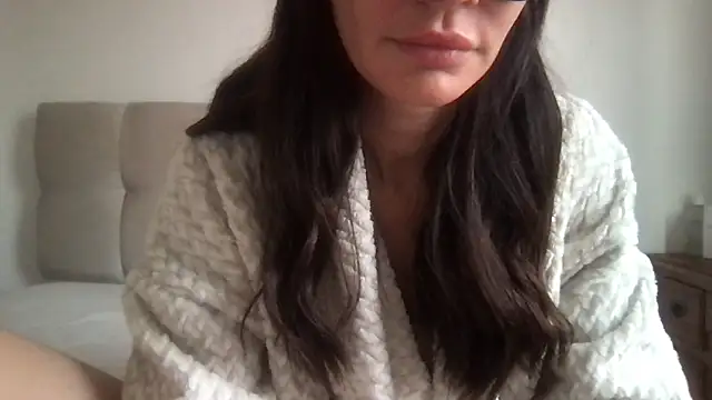 paolajonez online show from March 2026 12:43:01 PM