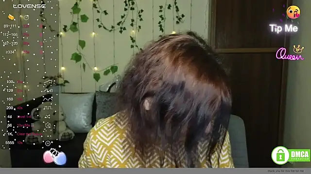 Snapshot of Muse_kitty_jenia chatting on April 2026 05:31:01 PM Muse kitty jenia online show from April 2026 05:31:01 PM