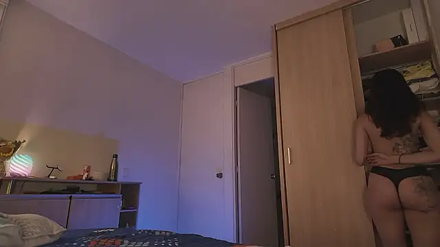 juanasnz99 online show from February 2026 03:46:01 AM