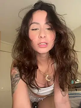 juanasnz99 online show from May 2026 05:18:02 AM