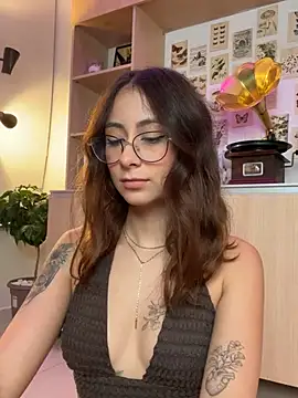 Snapshot of juanasnz99 chatting on January 2025 01:37:02 AM juanasnz99 online show from January 2025 01:37:02 AM