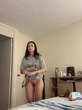 juanasnz99 online show from February 2026 02:44:02 AM