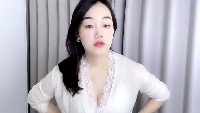 cloud8822 online show from November 2025 05:21:01 AM