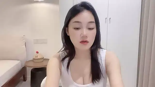 Snapshot of cloud8822 chatting on June 2026 01:39:02 PM cloud8822 online show from June 2026 01:39:02 PM