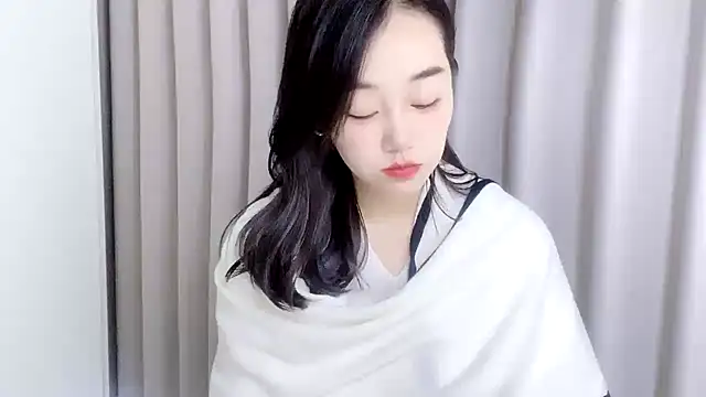 cloud8822 online show from November 2025 05:00:02 AM