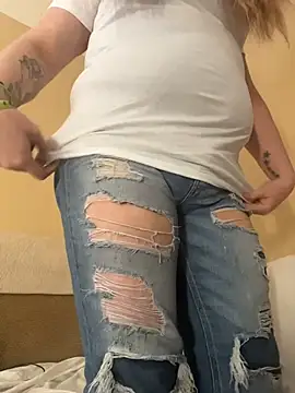 Lalalynn online show from April 2026 11:11:02 PM