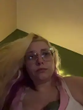 Lalalynn online show from February 2026 10:17:02 AM