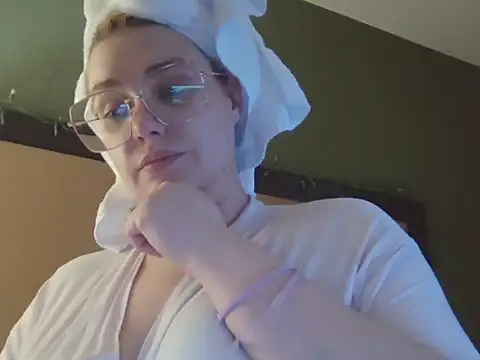 Lalalynn online show from March 2026 02:27:01 PM