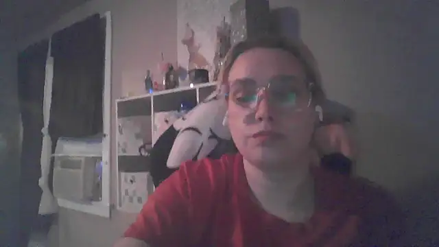 Snapshot of Lalalynn chatting on June 2026 06:21:01 AM Lalalynn online show from June 2026 06:21:01 AM
