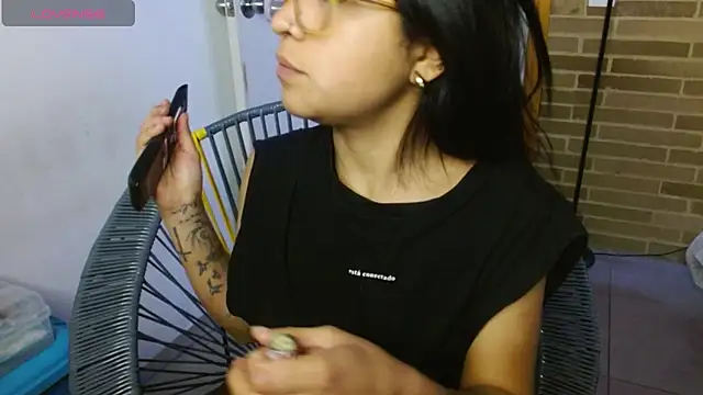 Snapshot of helenacyruss chatting on November 2025 03:16:02 PM helenacyruss online show from November 2025 03:16:02 PM