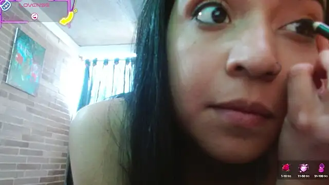 Snapshot of helenacyruss chatting on October 2025 07:15:01 PM helenacyruss online show from October 2025 07:15:01 PM