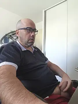 Snapshot of veryverybigdick45 chatting on June 2026 09:39:02 AM veryverybigdick45 online show from June 2026 09:39:02 AM