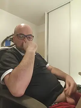 Snapshot of veryverybigdick45 chatting on June 2026 10:22:02 PM veryverybigdick45 online show from June 2026 10:22:02 PM