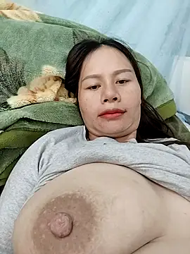 Snapshot of Baby-ladyass20 chatting on November 2025 03:18:01 AM Baby-ladyass20 online show from November 2025 03:18:01 AM