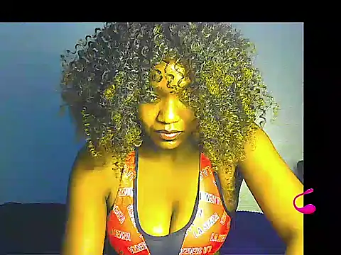 Snapshot of lilylovexx chatting on March 2026 03:27:01 AM lilylovexx online show from March 2026 03:27:01 AM