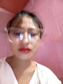 trieungoclnt online show from October 2025 09:32:01 AM