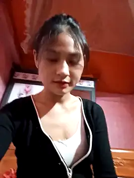 trieungoclnt online show from September 2025 04:30:02 AM