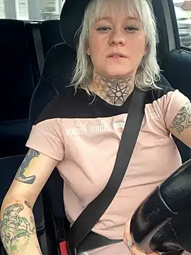 poussichienne online show from January 2026 02:09:02 PM