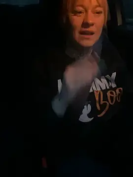 poussichienne online show from March 2026 05:18:02 AM