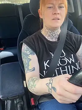 poussichienne online show from March 2026 11:54:01 AM