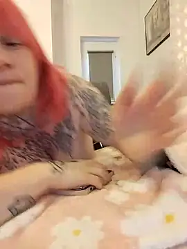 poussichienne online show from May 2026 02:59:01 PM
