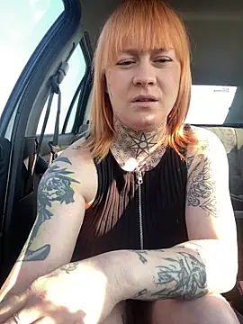 poussichienne online show from March 2026 03:57:02 PM