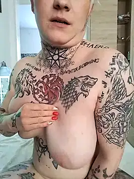 poussichienne online show from March 2026 12:27:02 PM