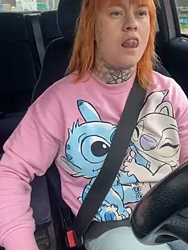 poussichienne online show from March 2026 11:15:01 AM