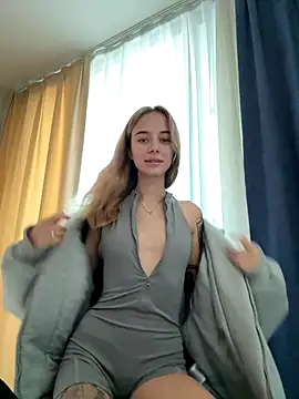 enjoy my beauty online show from December 2025 05:45:01 AM